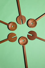 Load image into Gallery viewer, Round Salad Servers / Tōtara