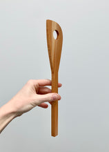 Load image into Gallery viewer, A spatula handmade using native New Zealand Swamp Kauri timber