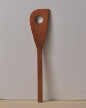 Load image into Gallery viewer, Corner Spatula with Hole in Tōtara Second