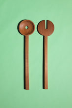 Load image into Gallery viewer, Round Salad Servers / Tōtara