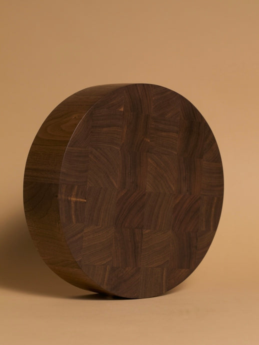 Large Round End Grain Chopping Board #1 / Walnut