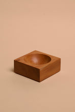 Load image into Gallery viewer, A bowl handmade using native nz timber