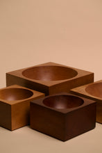 Load image into Gallery viewer, A group of bowls made using native NZ timbers